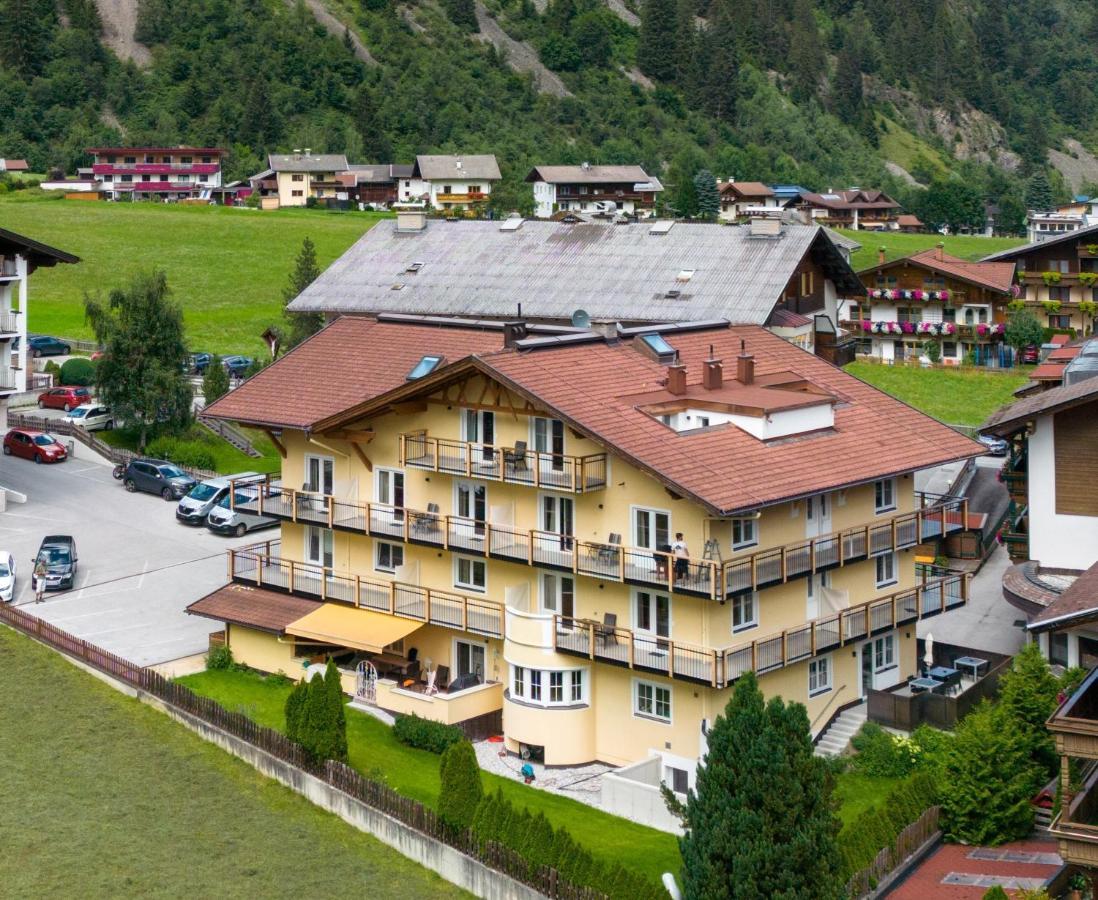 Appartements Zur Sonne Neustift im Stubaital Exterior photo