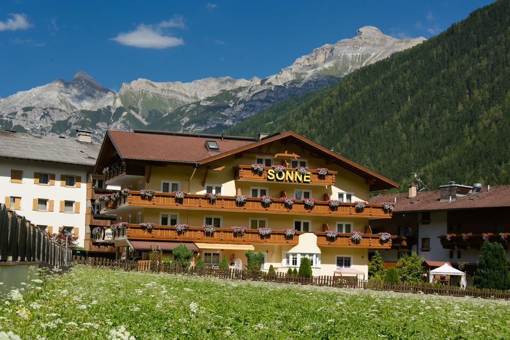 Appartements Zur Sonne Neustift im Stubaital Exterior photo